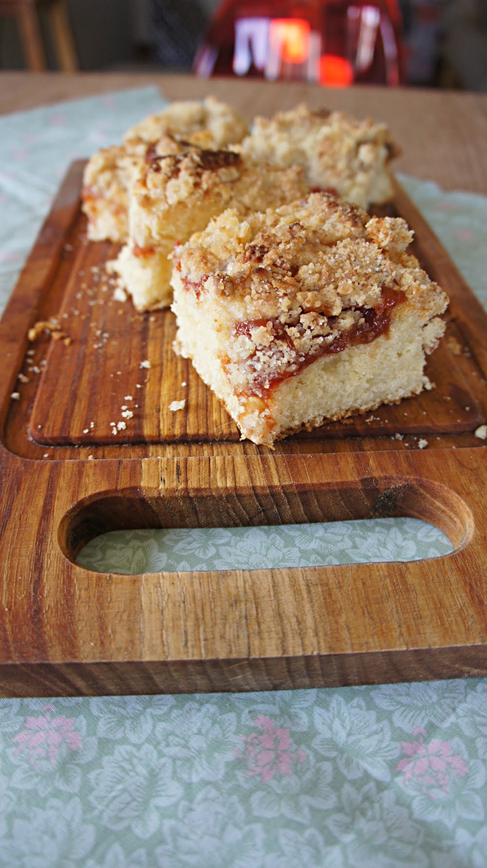 Receita de Cuca de Goiabada com o Dobro de Farofa de Açúcar