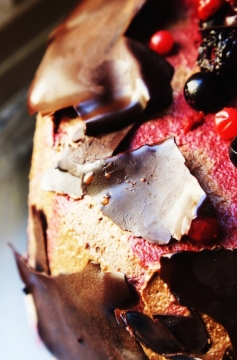 Torta de Chocolate e Morango