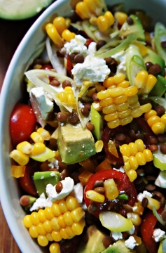 Receita de Salada Colorida com Abacate