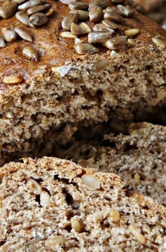 Pão de Farinha de Espelta e Sementes