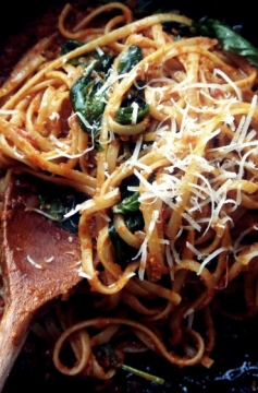 Receita de Espaguete com Pesto de Tomate Seco