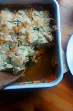 Receita de Torta de Frango Marroquina com Cobertura de Filo