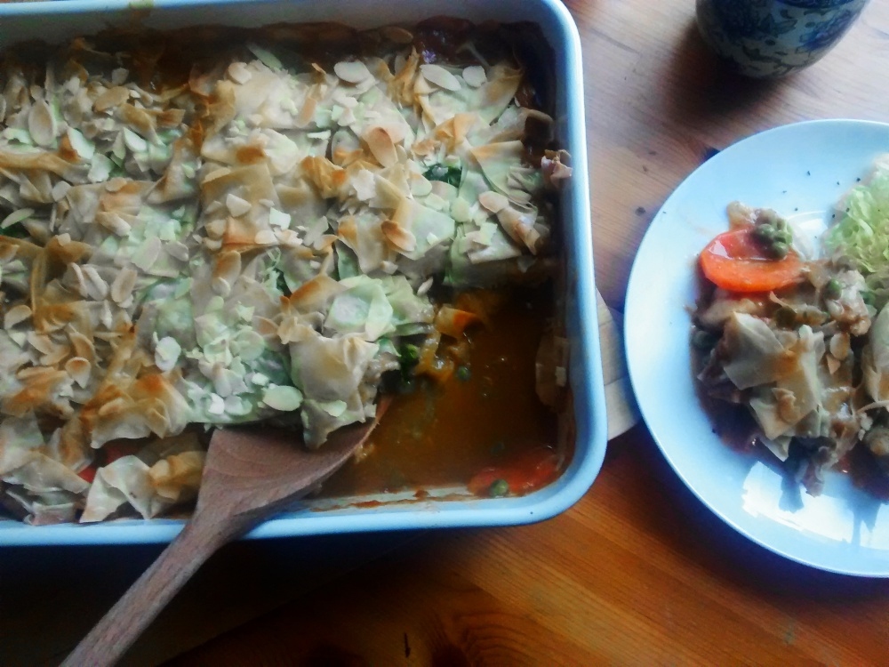 Receita de Torta de Frango Marroquina com Cobertura de Filo