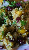 Receita de Salada de Quinoa, Moranga Assada e Cranberry