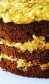 Receita de Bolo Alemão de Chocolate e Recheio de Coco e Noz Pecan