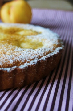 Receita de Torta de Pêssego e Frangipane