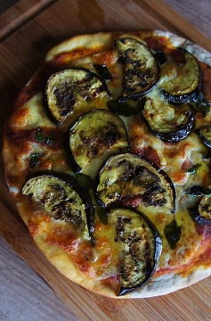 Receita de Pizza de Berinjela Parmigiana