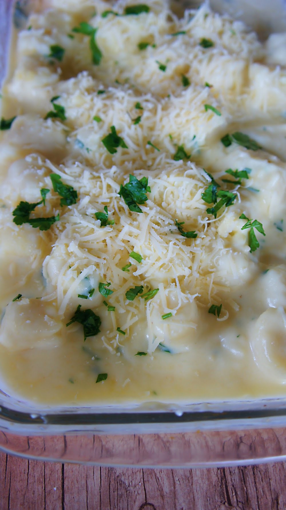 Receita de Nhoque de Batata Gratinado com Molho de Queijo
