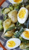 Receita de Salada de Batata Bolinha, Vagem e Brócolis